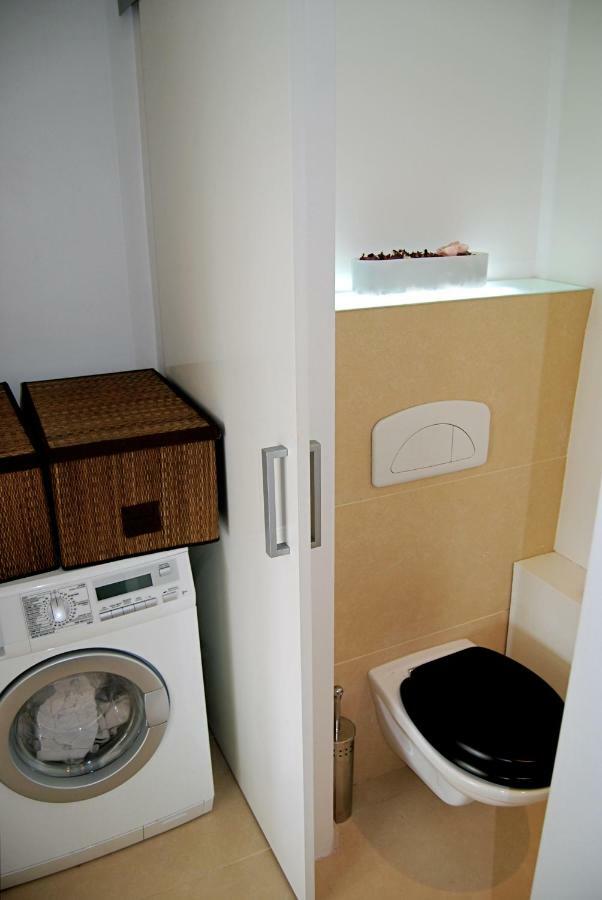 Modern Apartment In Uccle - Brussels Eksteriør bilde